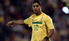 开云下载-铁闸镇南美，阿拉巴的压制级艺术，如何让巴西进攻哑火于里昂之夜