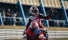 开云APP-荷兰自行车选手飙速夺冠，实力超群