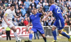 开云体育在线-欧联杯资格赛强敌初现球队集结备战