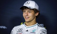 开云体育中国-迈凯伦逆转哈斯车队，汉密尔顿刷新纪录的简单介绍