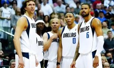 开云体育登录-顶尖球队面对劲敌磕磕绊绊，最终取得胜利