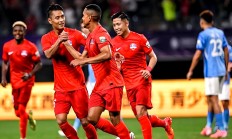 开云体育官网-包含主力球员发挥出色，领队率队赢得比赛的词条