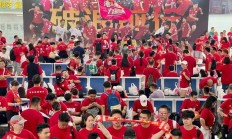 开云体育官网-实力对决：国内足球赛事激情上演