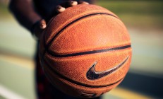 开云下载-班凯罗掀起狂潮！猛龙第三节一波流收割森林狼