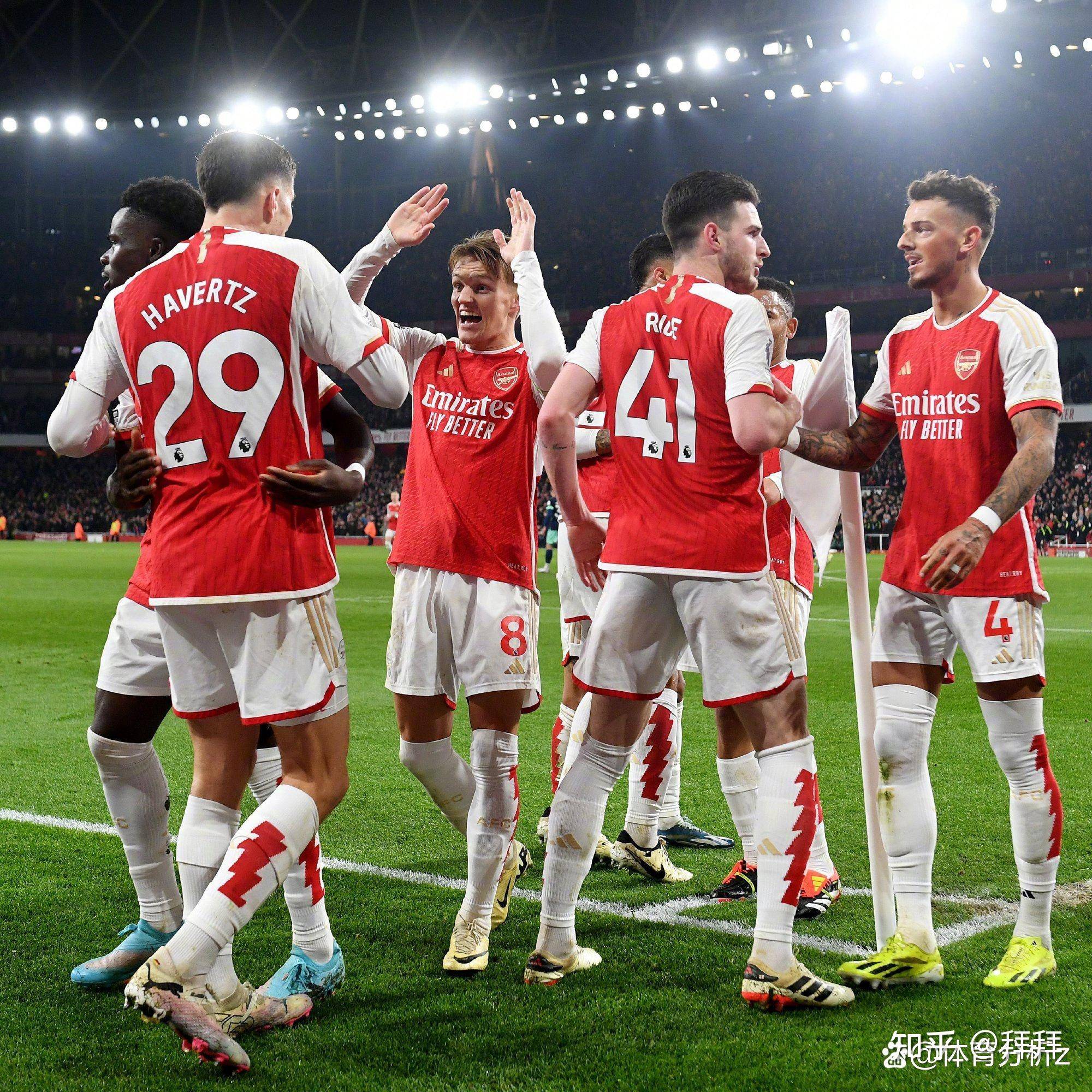 包含国外友谊赛将举行，球队备战热火朝天的词条