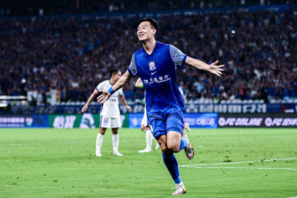 申花主场败于恒大,未能抵挡对手攻势 申花主场败于恒大,未能抵挡对手攻势