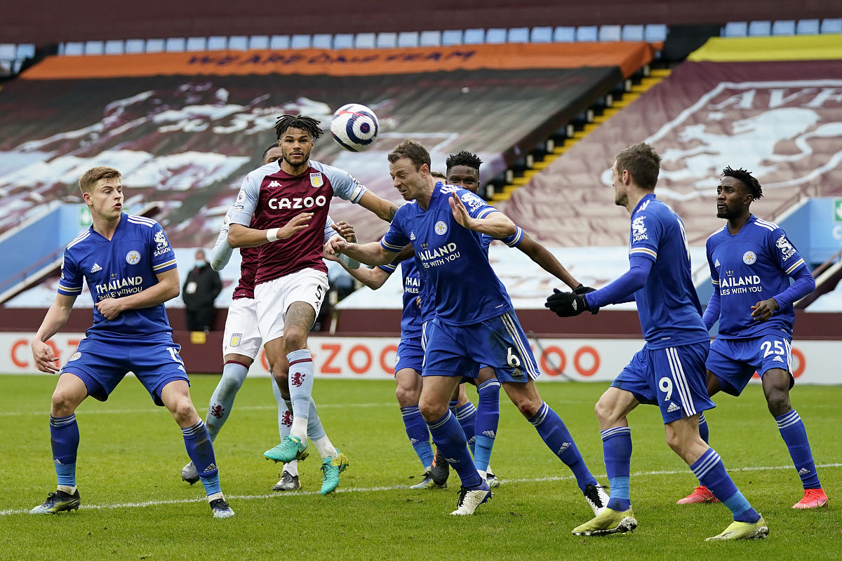 法国球员团结一心,助球队实现零失误胜利 法国球员团结一心,助球队实现零失误胜利