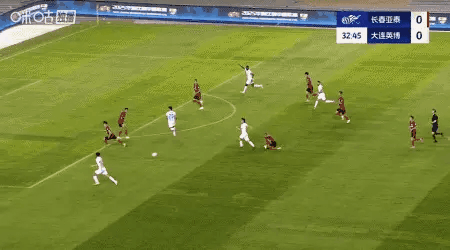 大连实德球队客场不胜,连败形势高危的简单介绍 大连实德球队客场不胜,连败形势高危的简单介绍