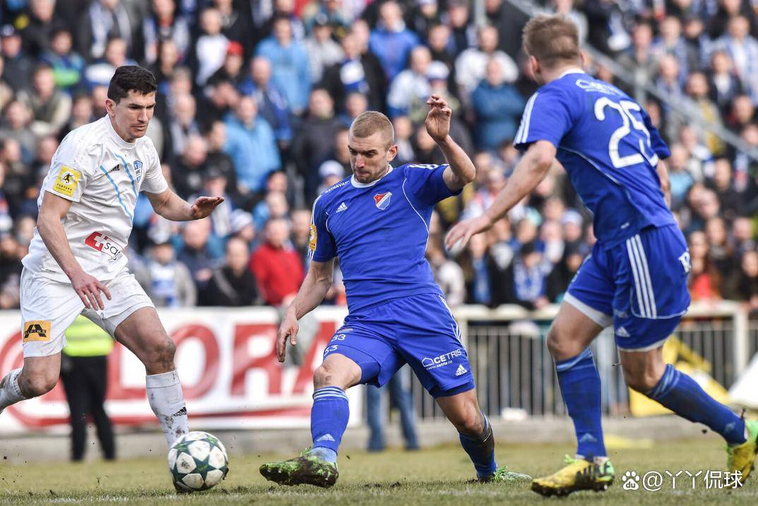 欧联杯资格赛强敌初现球队集结备战