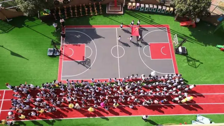 故乡之战胜出，球队高举胜利旗帜缔造佳绩