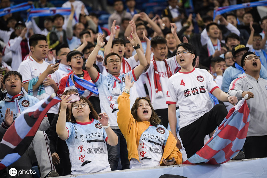 汉堡球迷在全国范围内展开激烈呐喊 汉堡球迷在全国范围内展开激烈呐喊