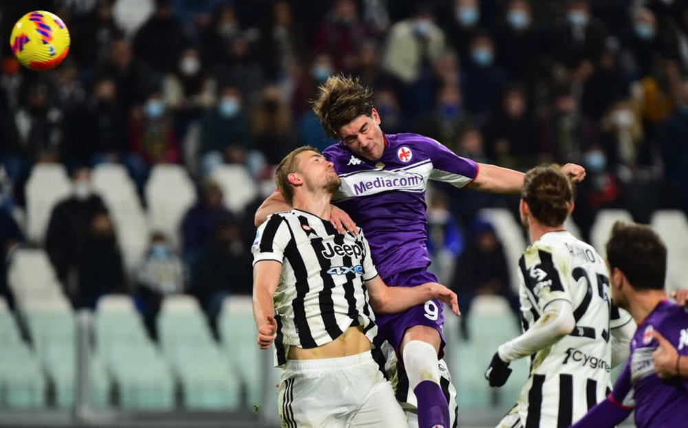 罗马主场爆冷逆转皇家社会,引发球迷狂欢 罗马主场爆冷逆转皇家社会,引发球迷狂欢