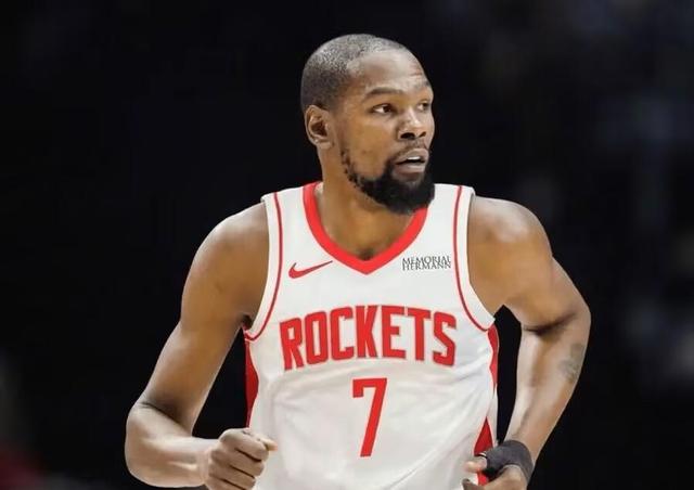 篮网大胜雄鹿,杜兰特砍下31分 篮网大胜雄鹿,杜兰特砍下31分