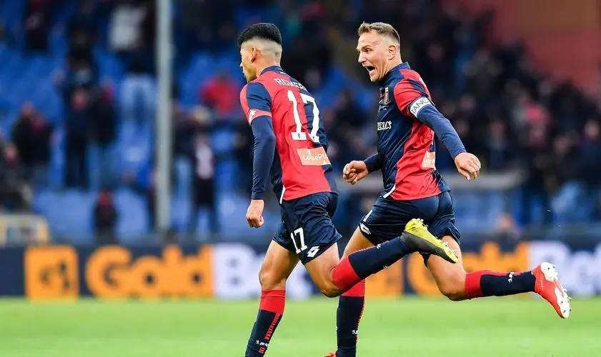 关于热那亚球员前插突破,协助球队得分的信息 关于热那亚球员前插突破,协助球队得分的信息