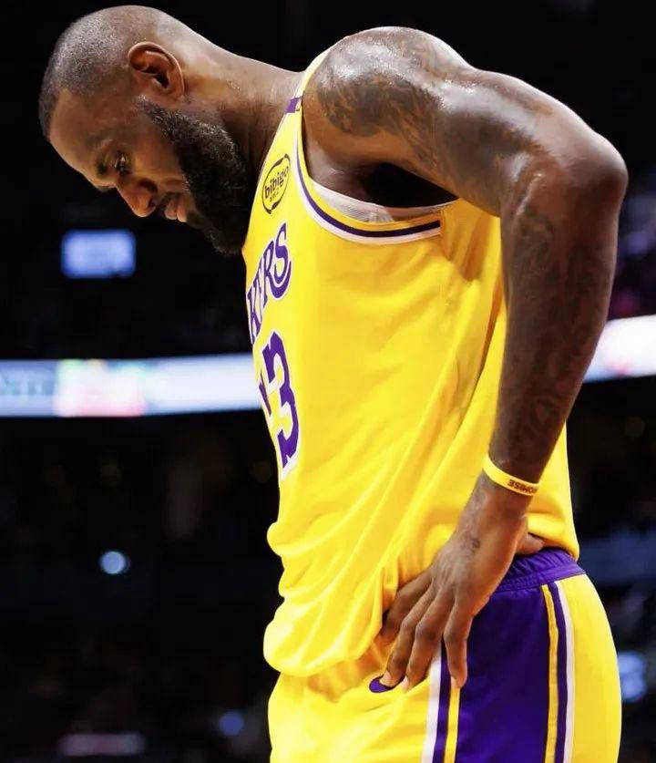 湖人客场负于掘金，詹姆斯状态低迷