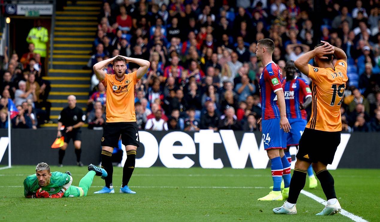 诺维奇继续保持不败，稳步向英超升级迈进