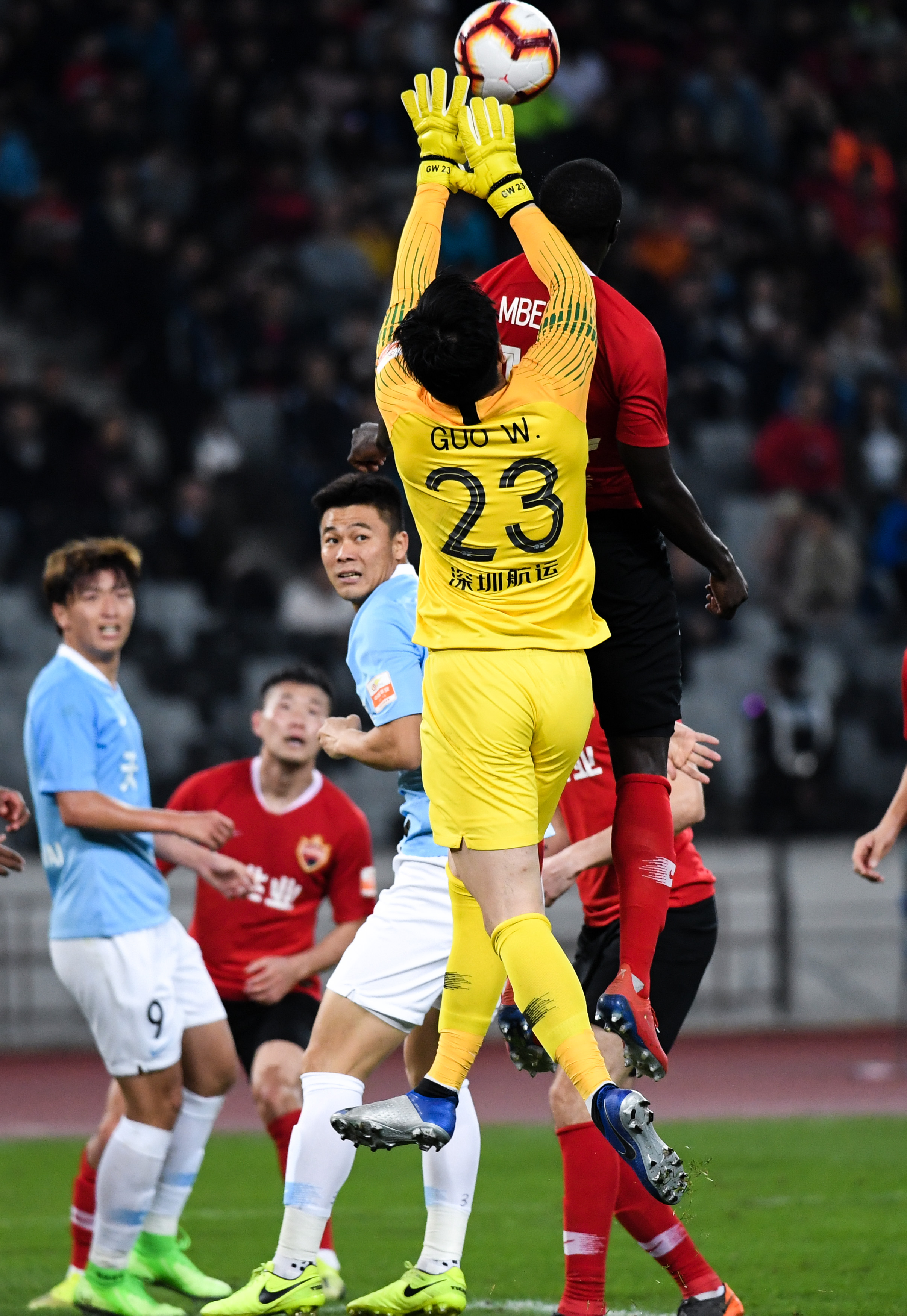 深圳佳兆业客场输球,遭遇两连败困境 深圳佳兆业客场输球,遭遇两连败困境