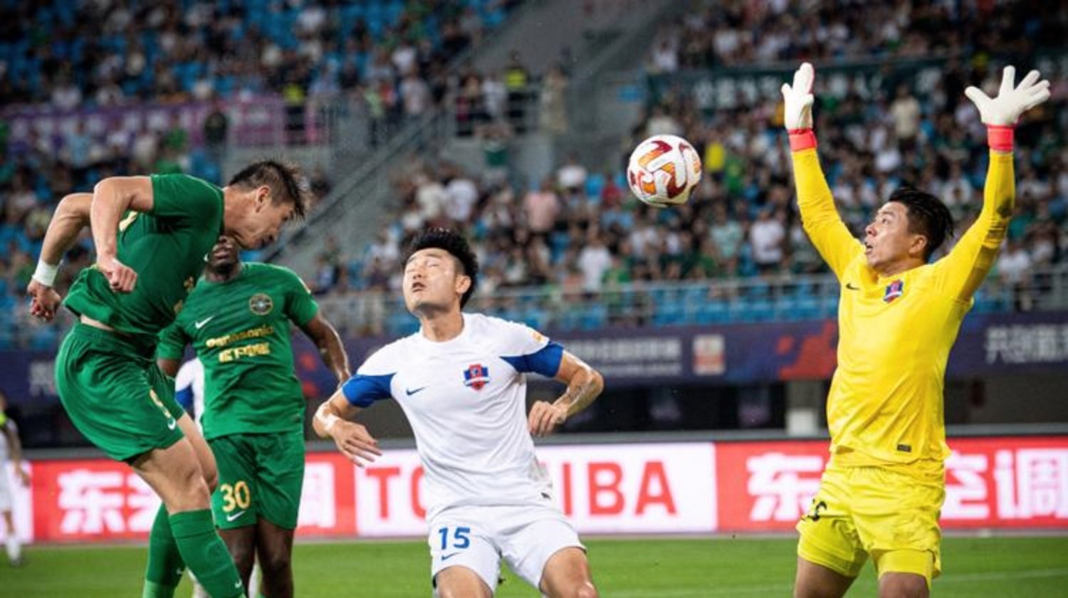 关于强队对战，豪强之争继续激烈进行的信息