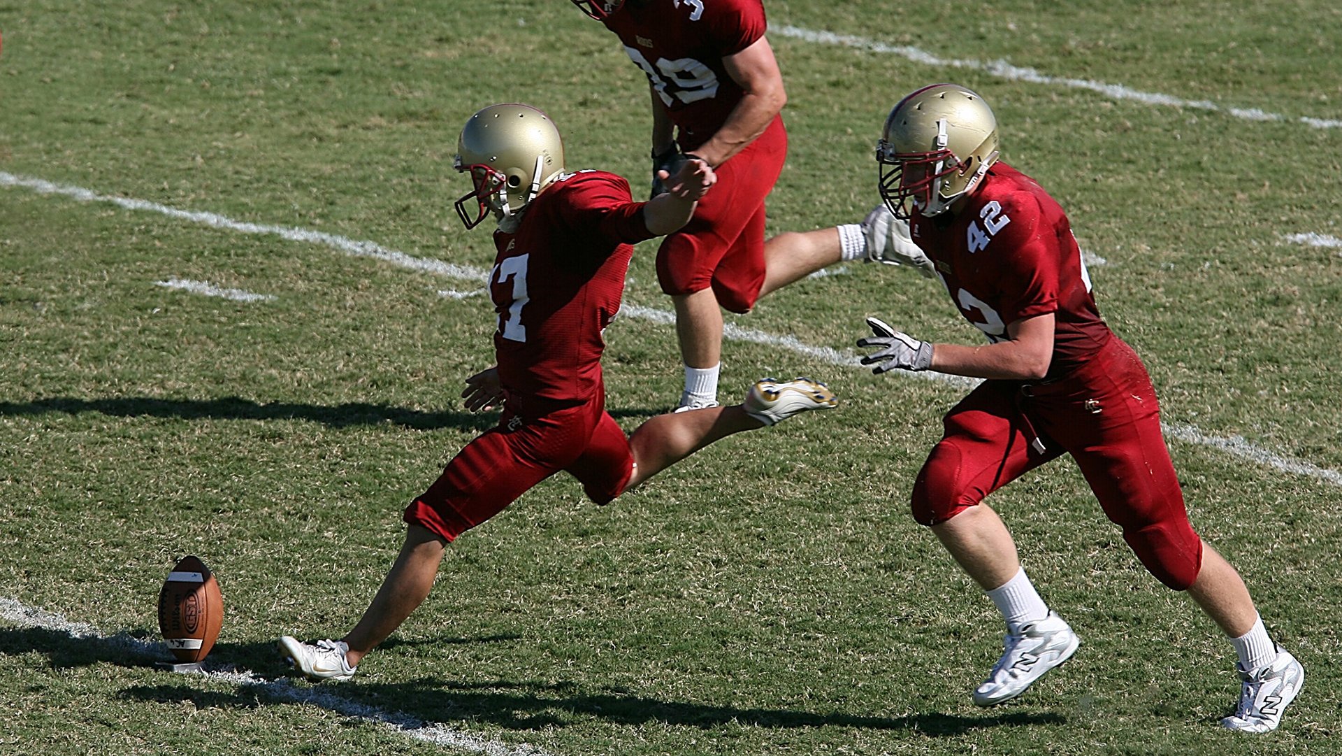 当蓝鹰遇上南美风暴，一场改写记忆的传奇对决