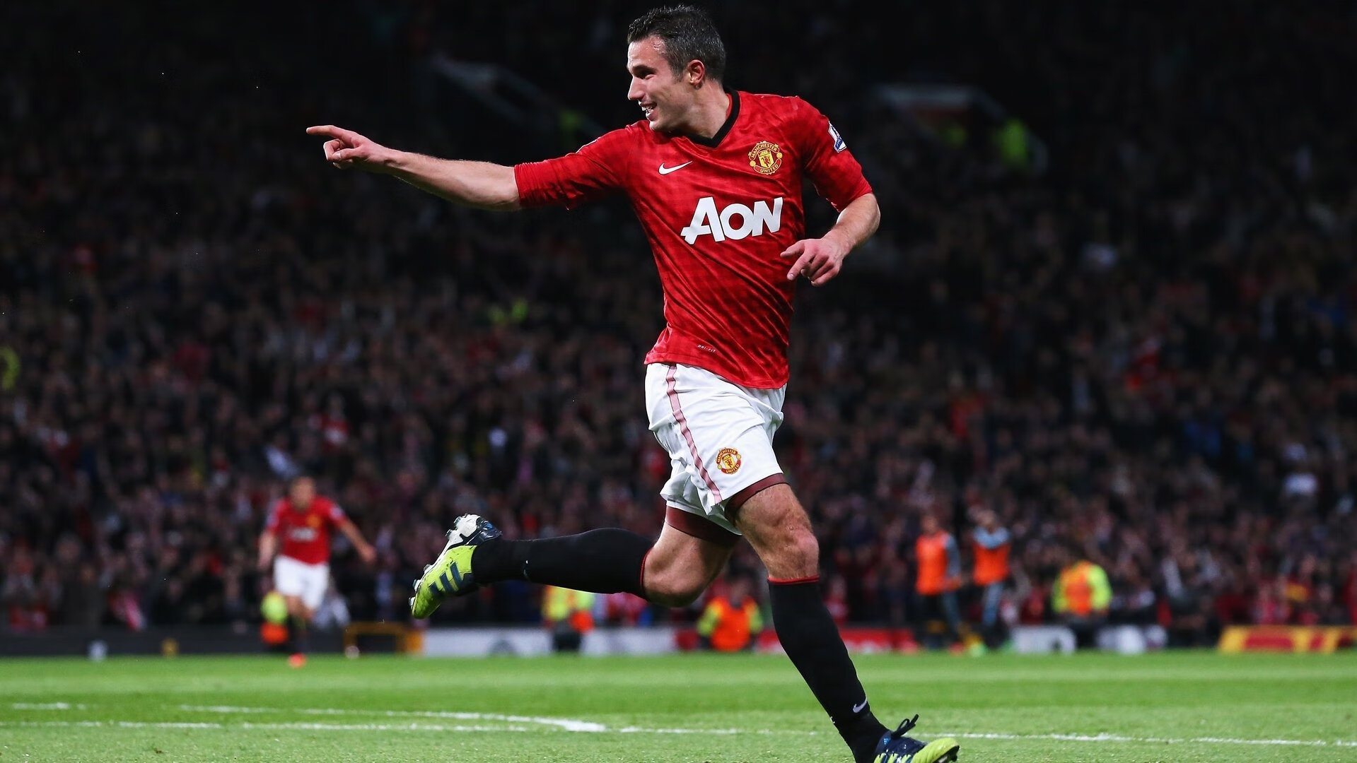 国家德比月光下,永不熄灭的北极星